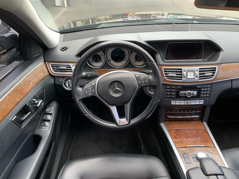 Mercedes-Benz E-Class E350 4MATIC Sedan 2014
