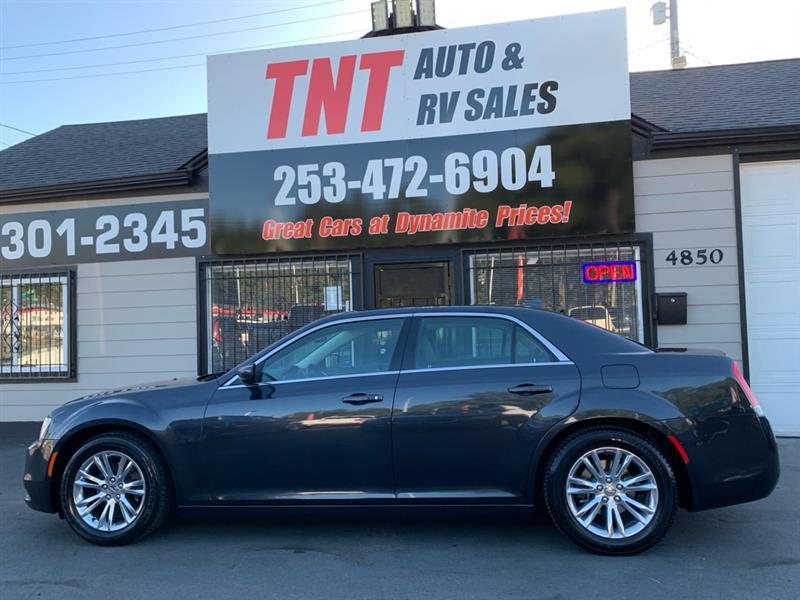 Chrysler 300 Limited RWD 2017