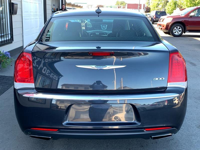 Chrysler 300 Limited RWD 2017
