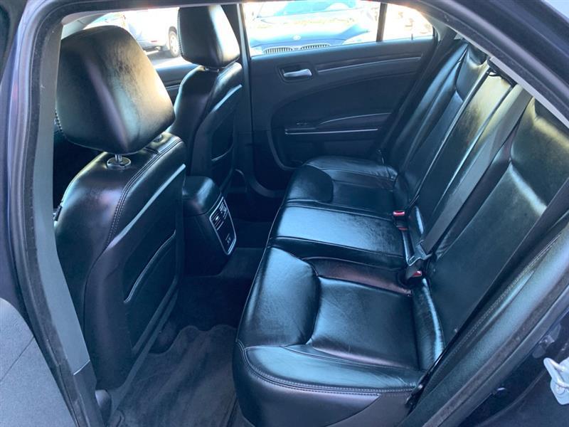 Chrysler 300 Limited RWD 2017