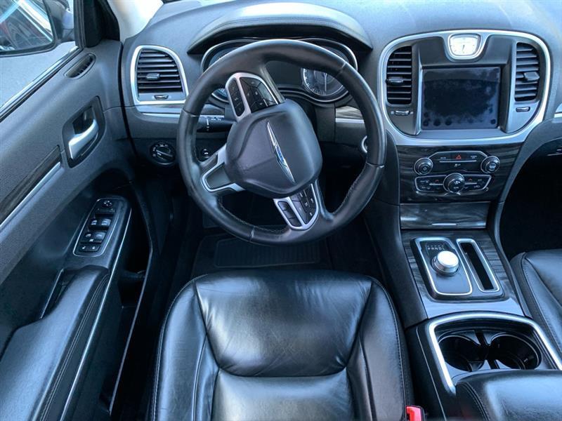 Chrysler 300 Limited RWD 2017