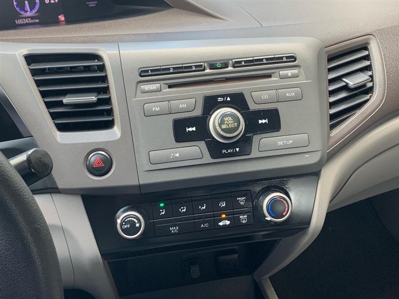 Honda Civic LX Sedan 5-Speed AT 2012
