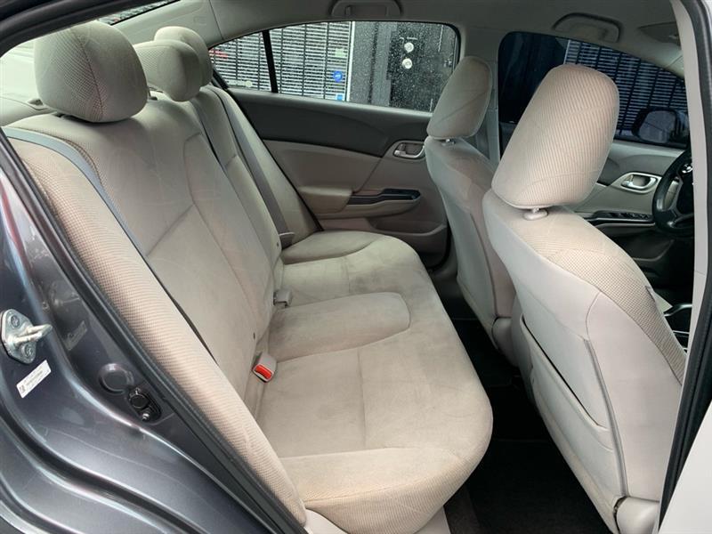 Honda Civic LX Sedan 5-Speed AT 2012