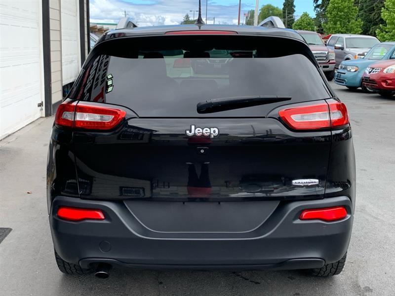 Jeep Cherokee Latitude FWD 2014