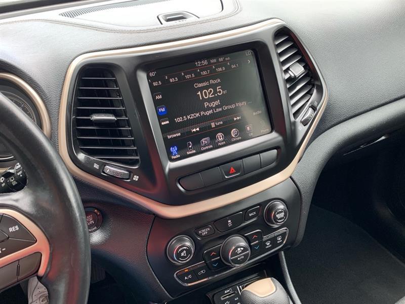 Jeep Cherokee Latitude FWD 2014