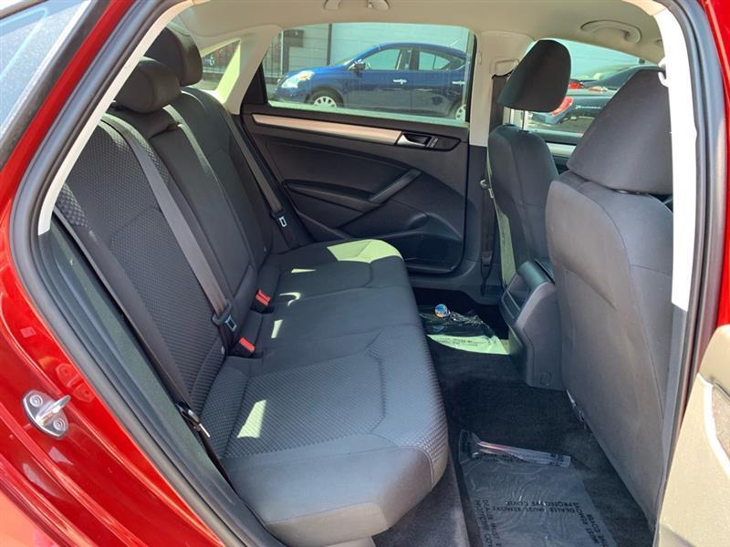 Volkswagen Passat S PZEV 6A 2015