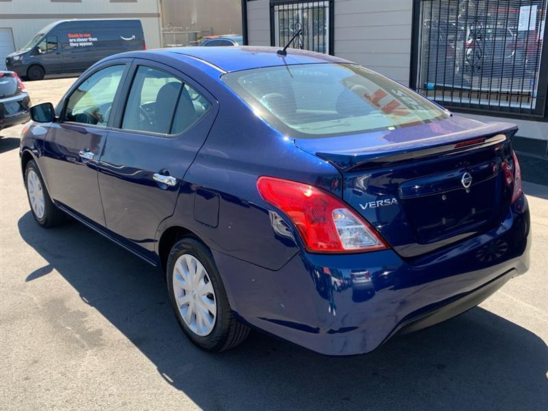Nissan Versa 1.6 S 5M 2018