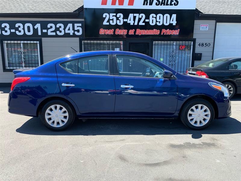 Nissan Versa 1.6 S 5M 2018