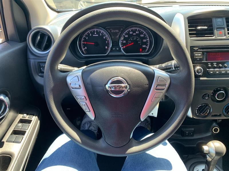 Nissan Versa 1.6 S 5M 2018