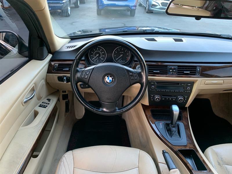 BMW 3-Series 328i SA SULEV 2011