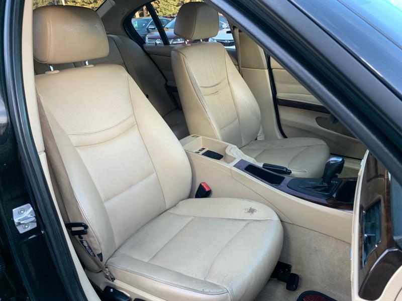 BMW 3-Series 328i SA SULEV 2011