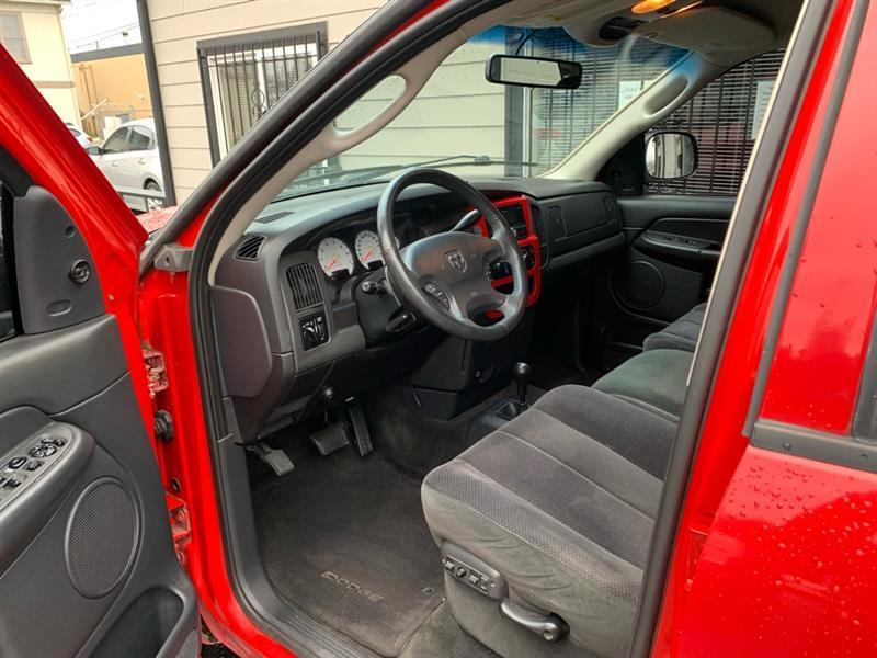 Dodge Ram 1500 ST Quad Cab Short Bed 4WD 2002