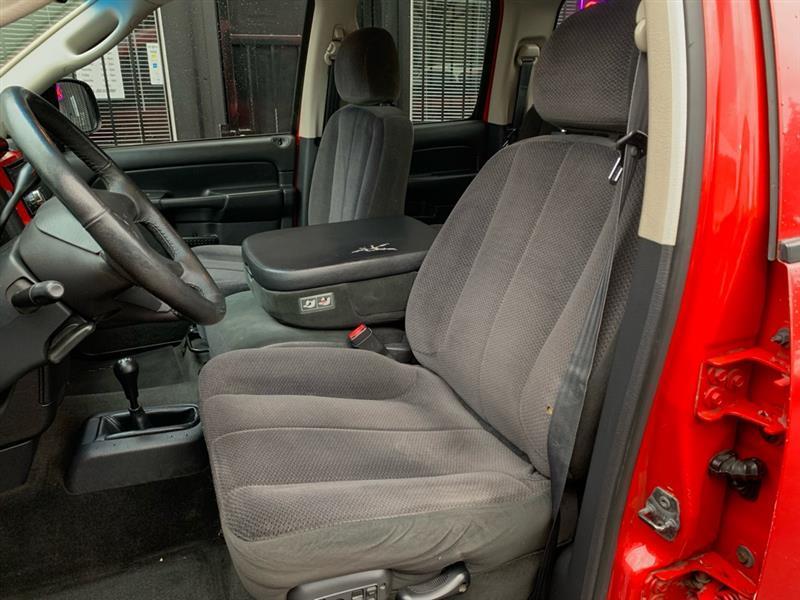 Dodge Ram 1500 ST Quad Cab Short Bed 4WD 2002