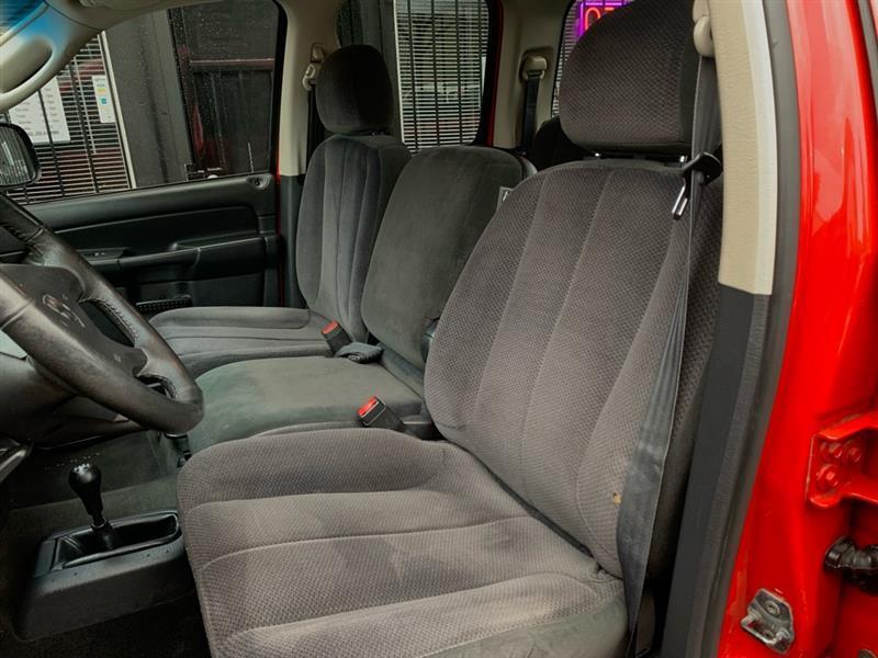 Dodge Ram 1500 ST Quad Cab Short Bed 4WD 2002