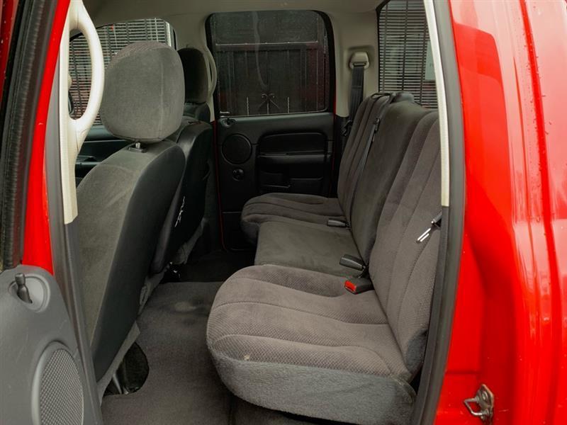 Dodge Ram 1500 ST Quad Cab Short Bed 4WD 2002