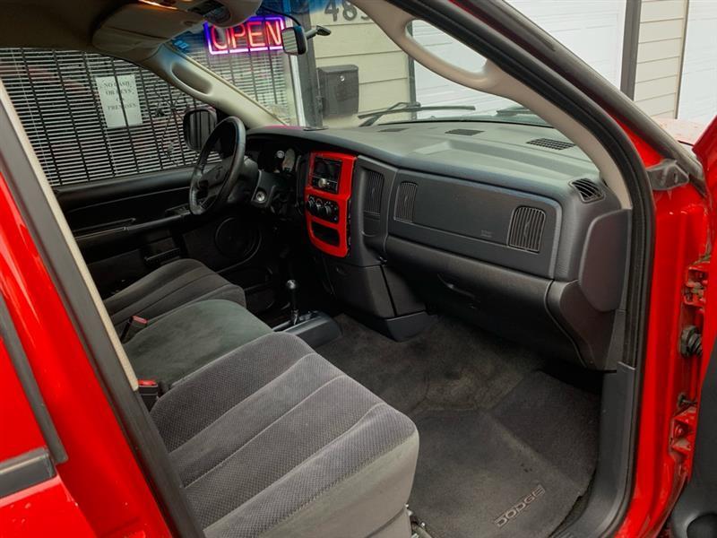 Dodge Ram 1500 ST Quad Cab Short Bed 4WD 2002