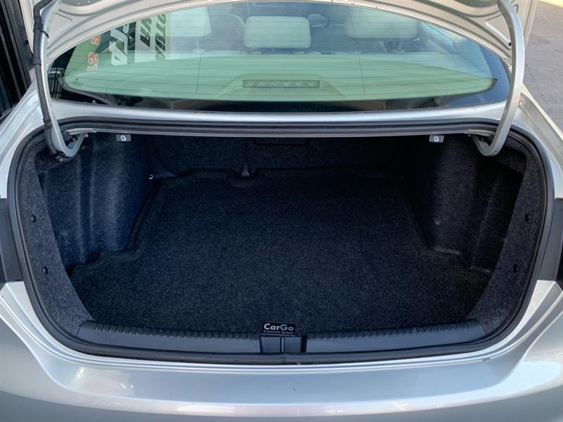 Volkswagen Jetta SE PZEV 2011