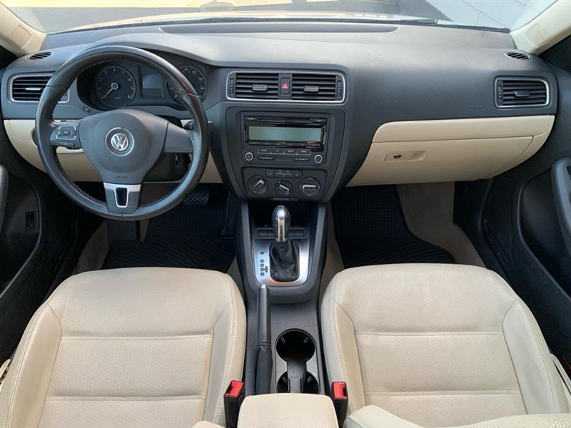 Volkswagen Jetta SE PZEV 2011