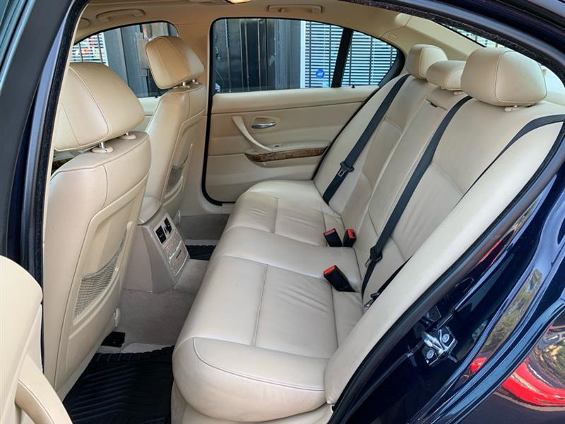 BMW 3-Series 328i 2007