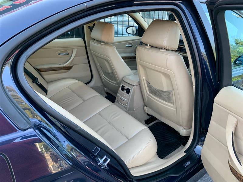 BMW 3-Series 328i 2007
