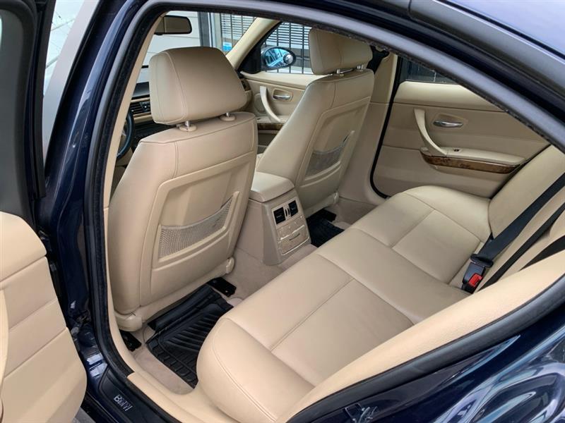 BMW 3-Series 328i 2007