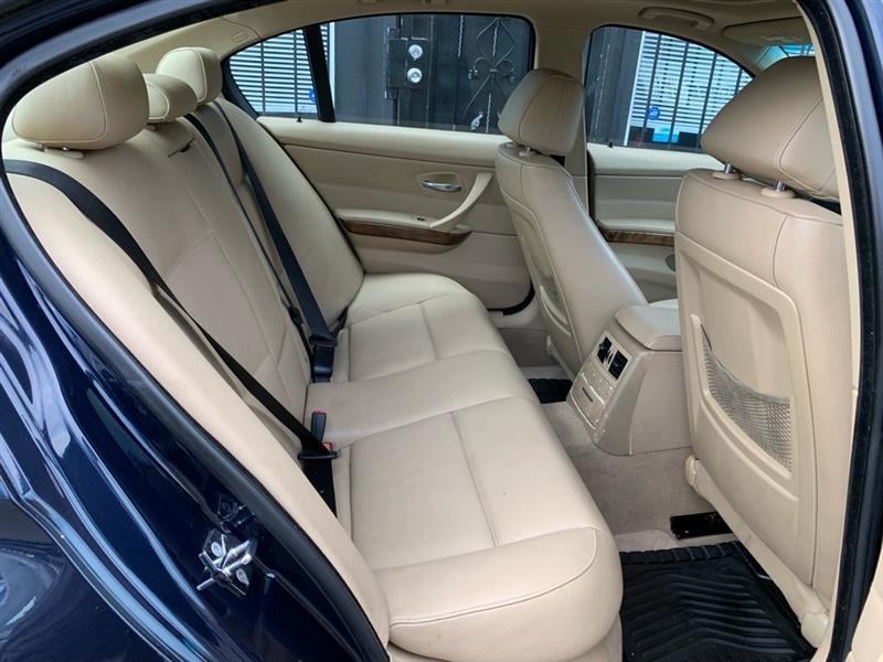 BMW 3-Series 328i 2007