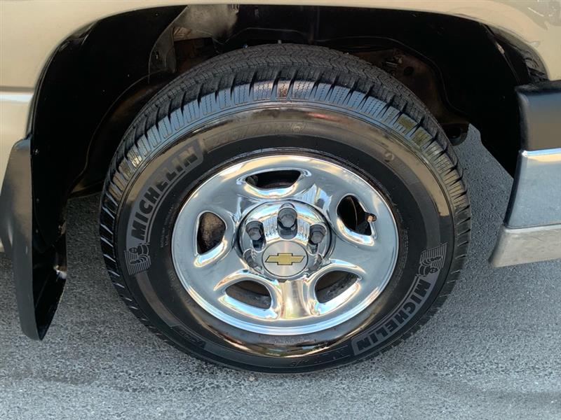 Chevrolet Silverado 1500 Ext. Cab Short Bed 2WD 2003