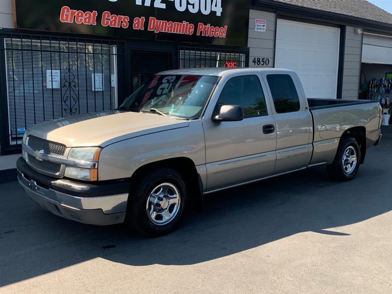 2003 Chevrolet Silverado 1500 Ext. Cab Short Bed 2WD