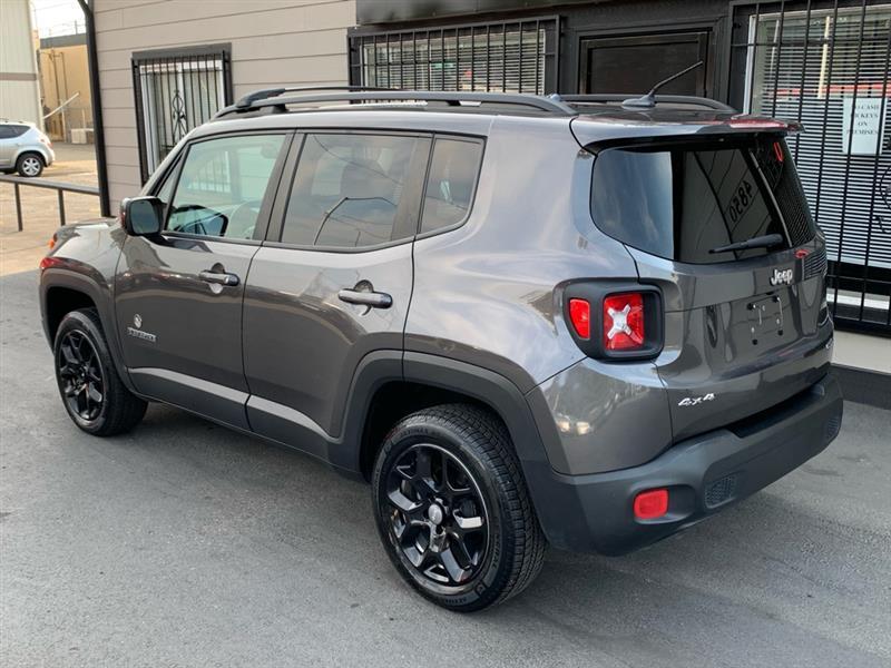 Jeep Renegade Latitude 4WD 2017