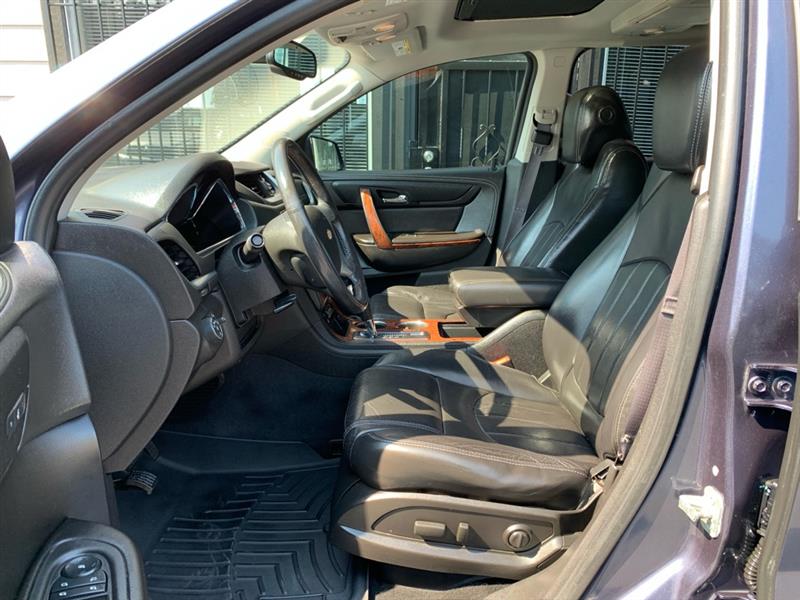 Chevrolet Traverse LTZ AWD 2014 Chevrolet Traverse LTZ AWD 2014