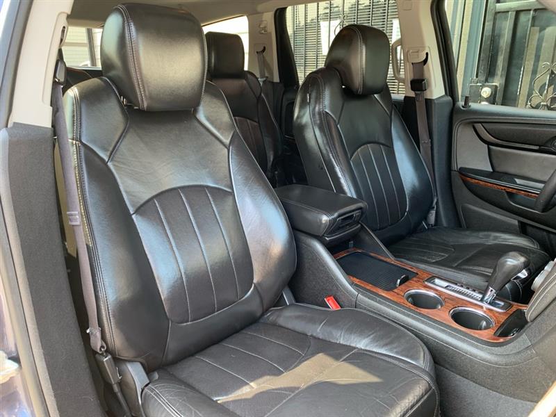 Chevrolet Traverse LTZ AWD 2014 Chevrolet Traverse LTZ AWD 2014