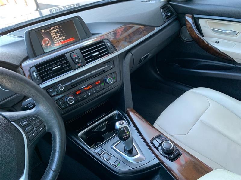 BMW 3-Series 328i xDrive Sedan 2015