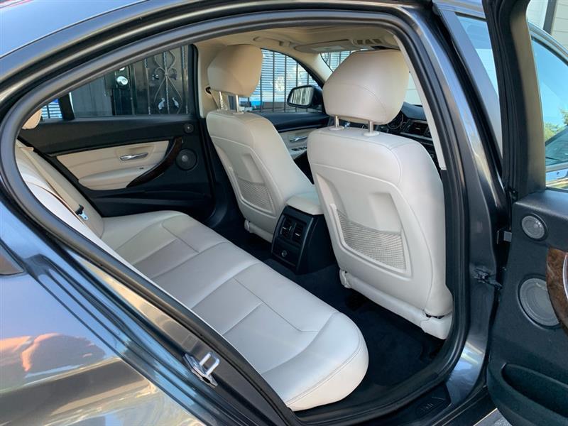 BMW 3-Series 328i xDrive Sedan 2015