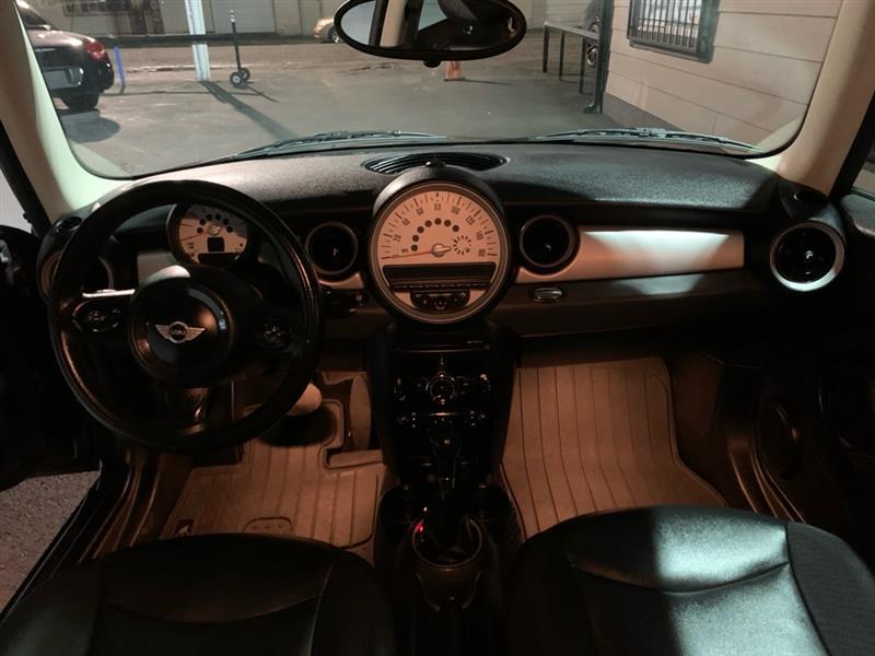 MINI Cooper Base 2012