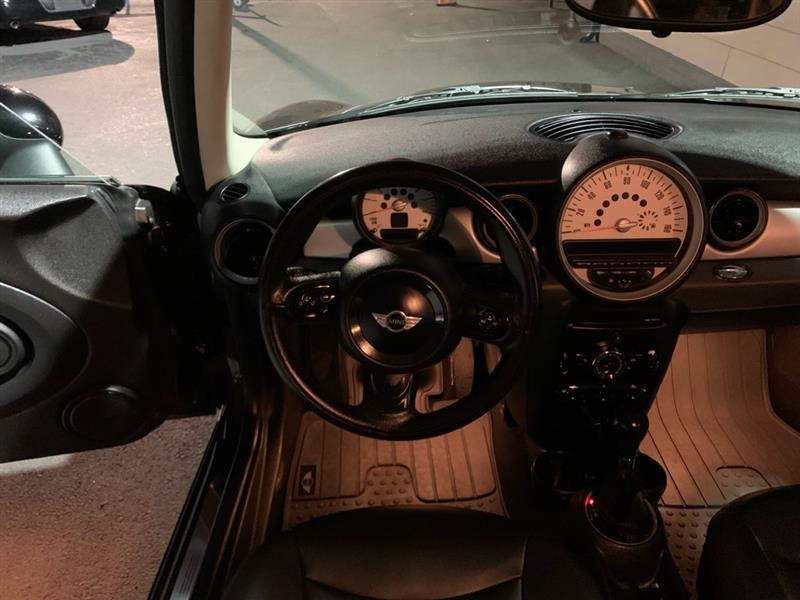 MINI Cooper Base 2012