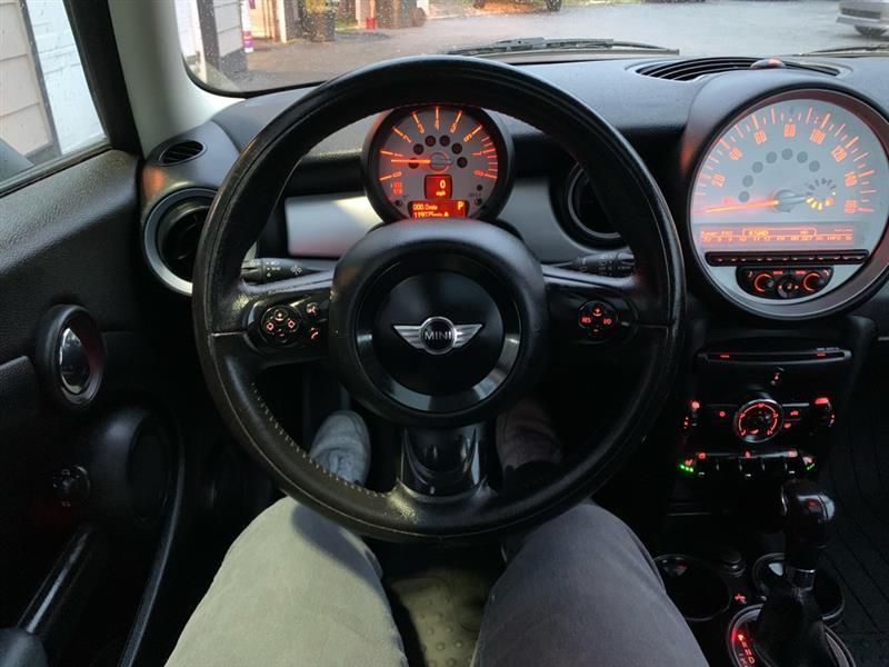 MINI Cooper Base 2012