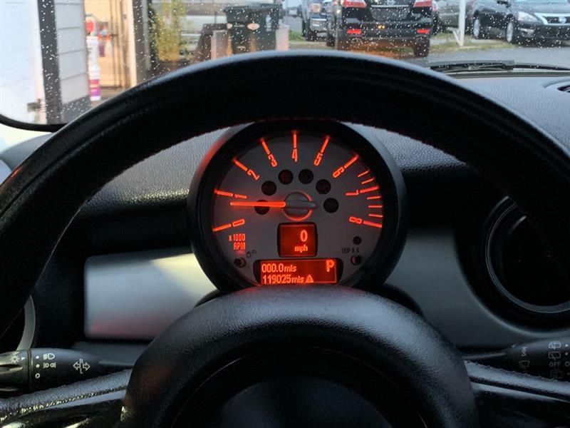 MINI Cooper Base 2012