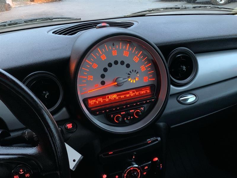 MINI Cooper Base 2012