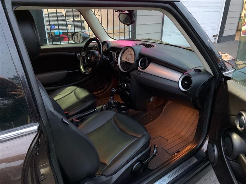 MINI Cooper Base 2012