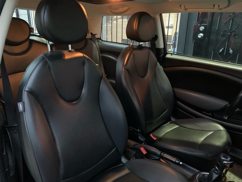MINI Cooper Base 2012