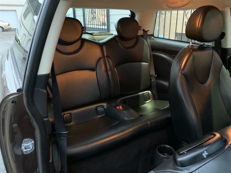 MINI Cooper Base 2012