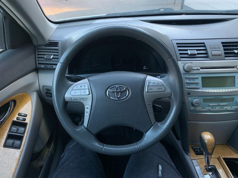 Toyota Camry LE V6 2007