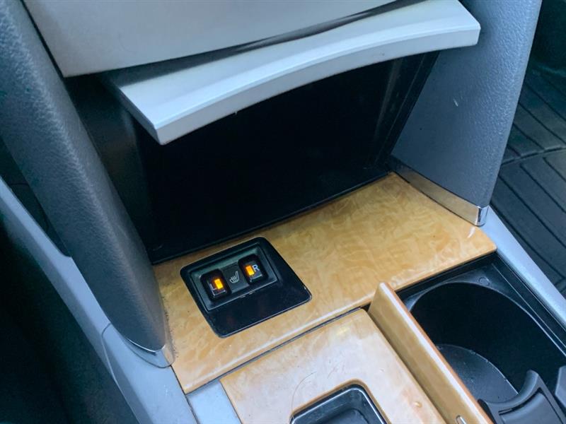 Toyota Camry LE V6 2007