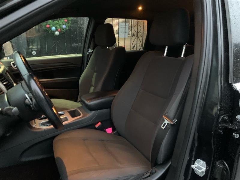 Jeep Grand Cherokee Laredo 4WD 2016