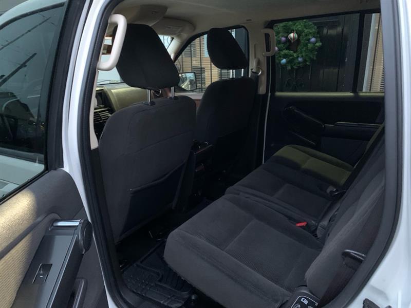 Ford Explorer XLT 4.0L 4WD 2010