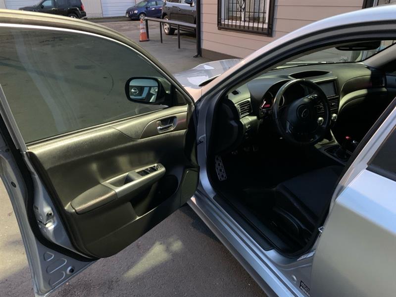 Subaru Impreza WRX 5-Door 2013