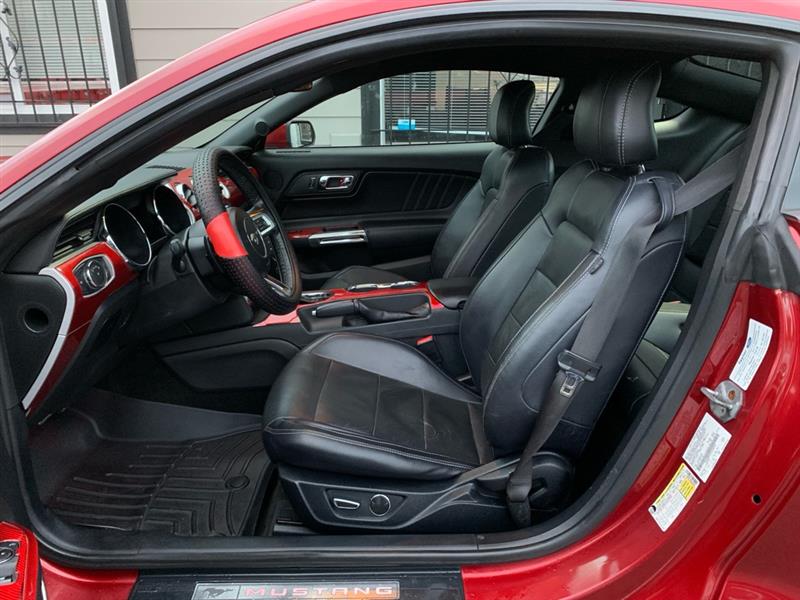 Ford Mustang EcoBoost Coupe 2017