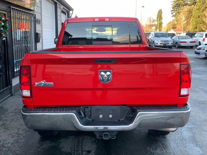 RAM 1500 SLT Quad Cab 2WD 2014