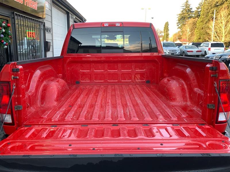 RAM 1500 SLT Quad Cab 2WD 2014