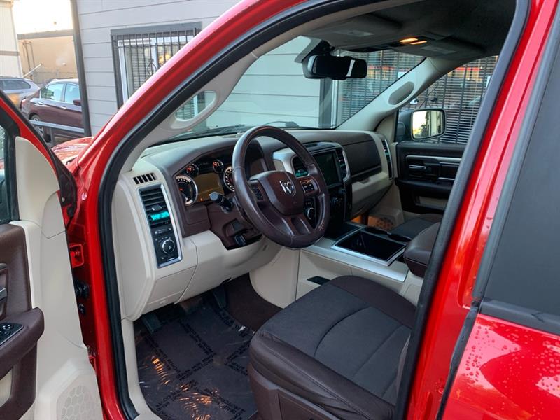 RAM 1500 SLT Quad Cab 2WD 2014
